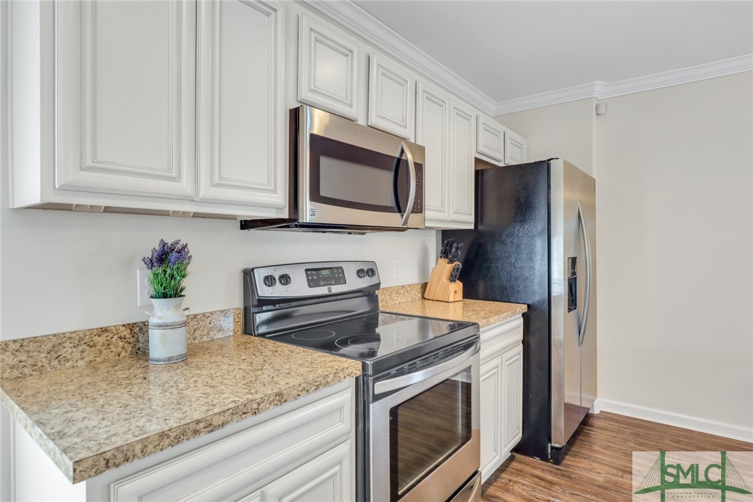 162 Blackwater Way Springfield, GA 31329 - Photo 11 of 27 Stainless Appliances