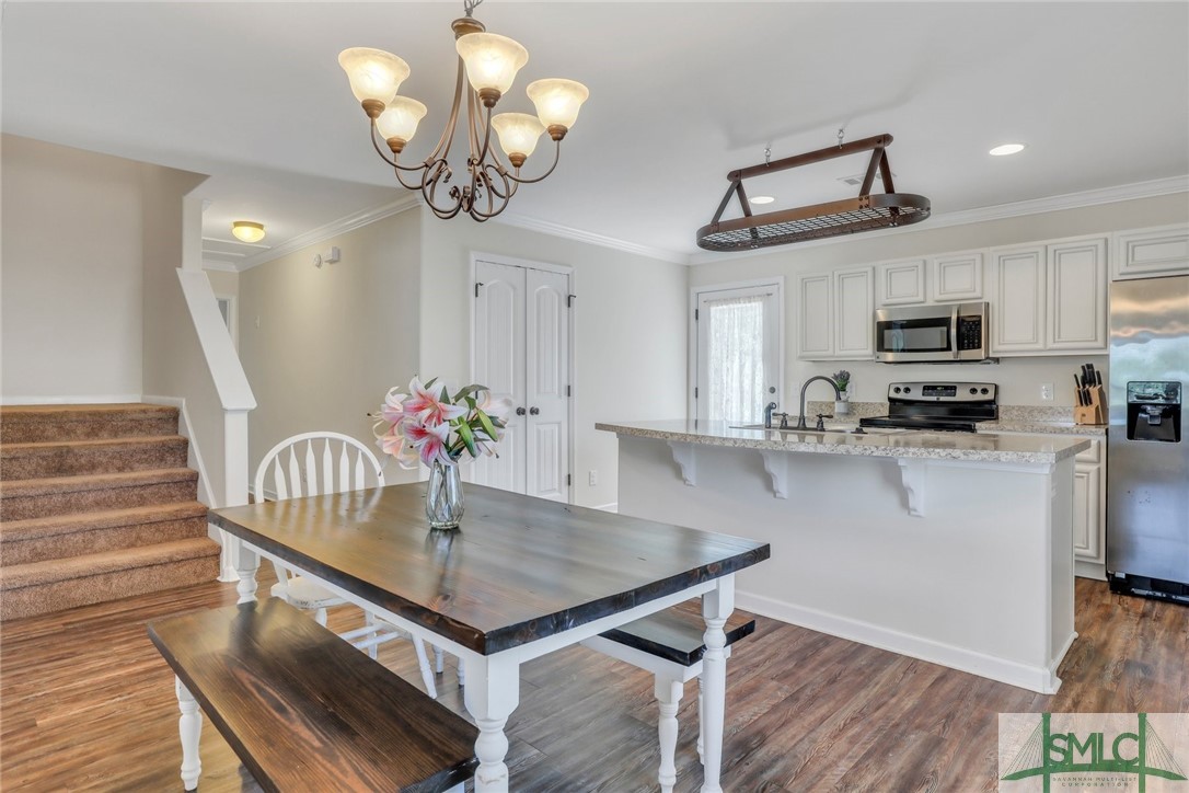 162 Blackwater Way Springfield, GA 31329 - Photo 8 of 27 Dining Area