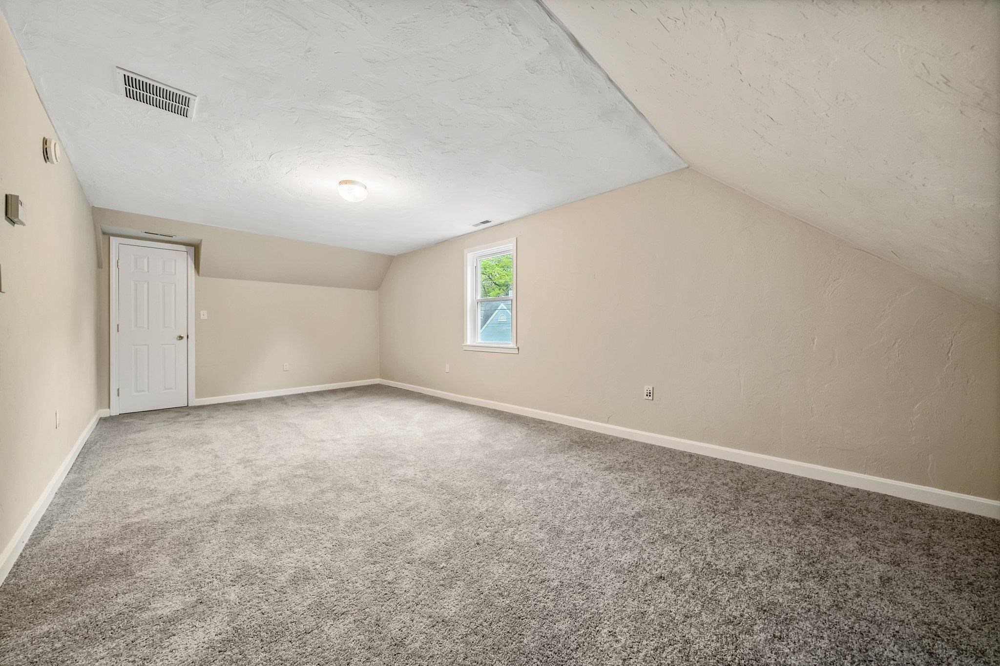 310 Fox Run Road Hudson, NH 03051 - Photo 23 of 34