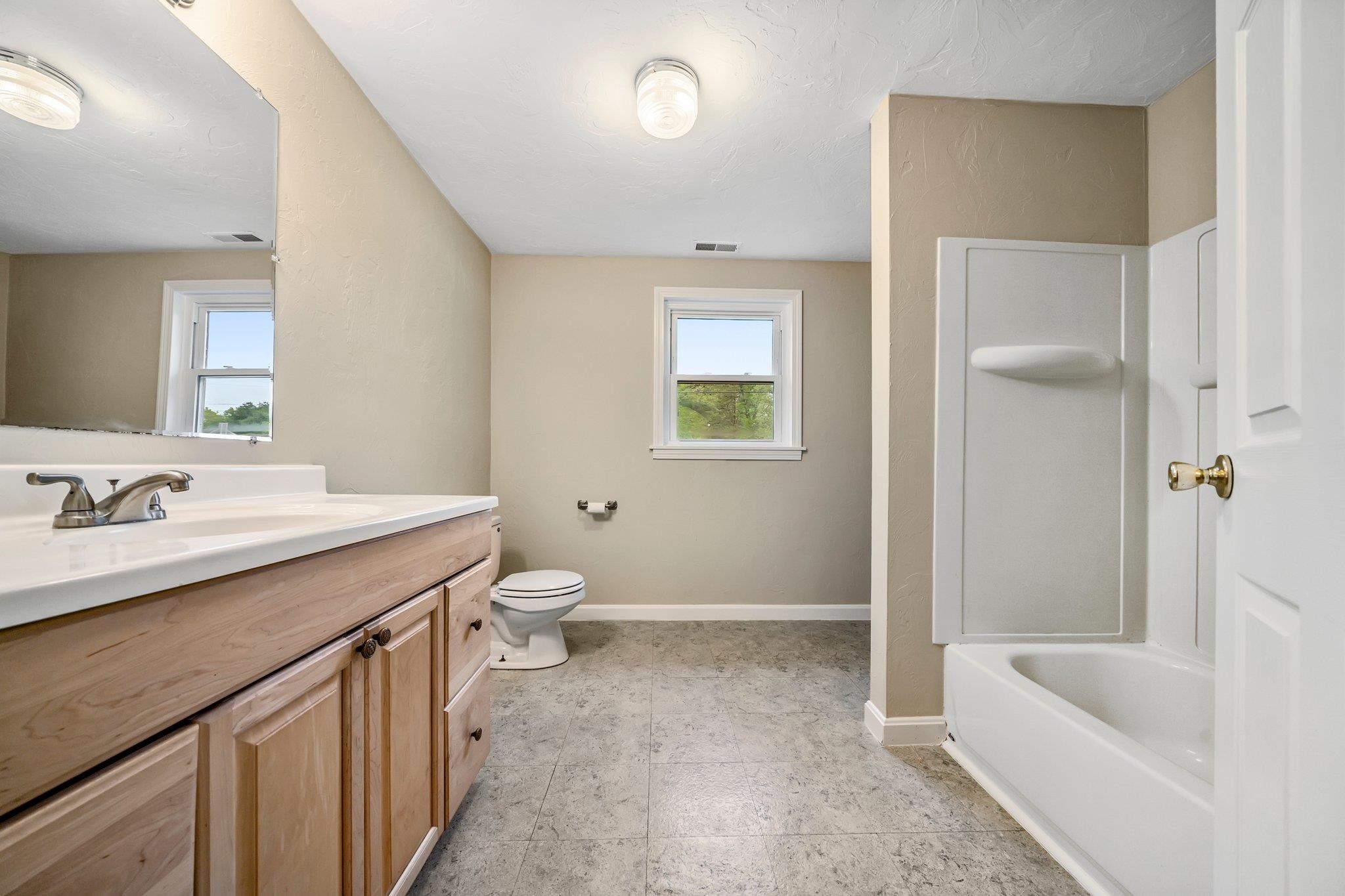 310 Fox Run Road Hudson, NH 03051 - Photo 25 of 34