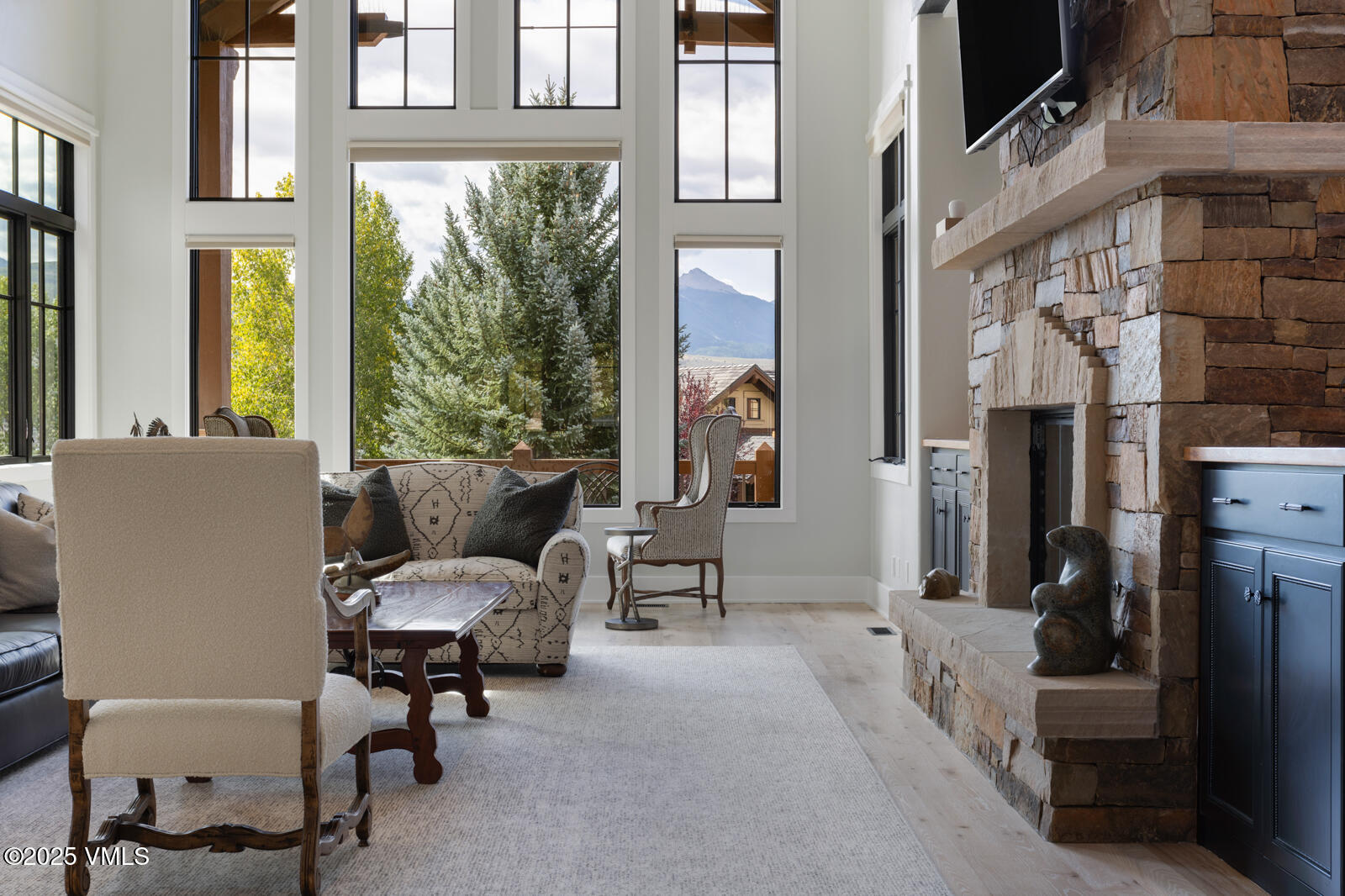 130 Fall Creek Road Edwards, CO 81632 - Photo 14 of 52 a living room with furniture and a window