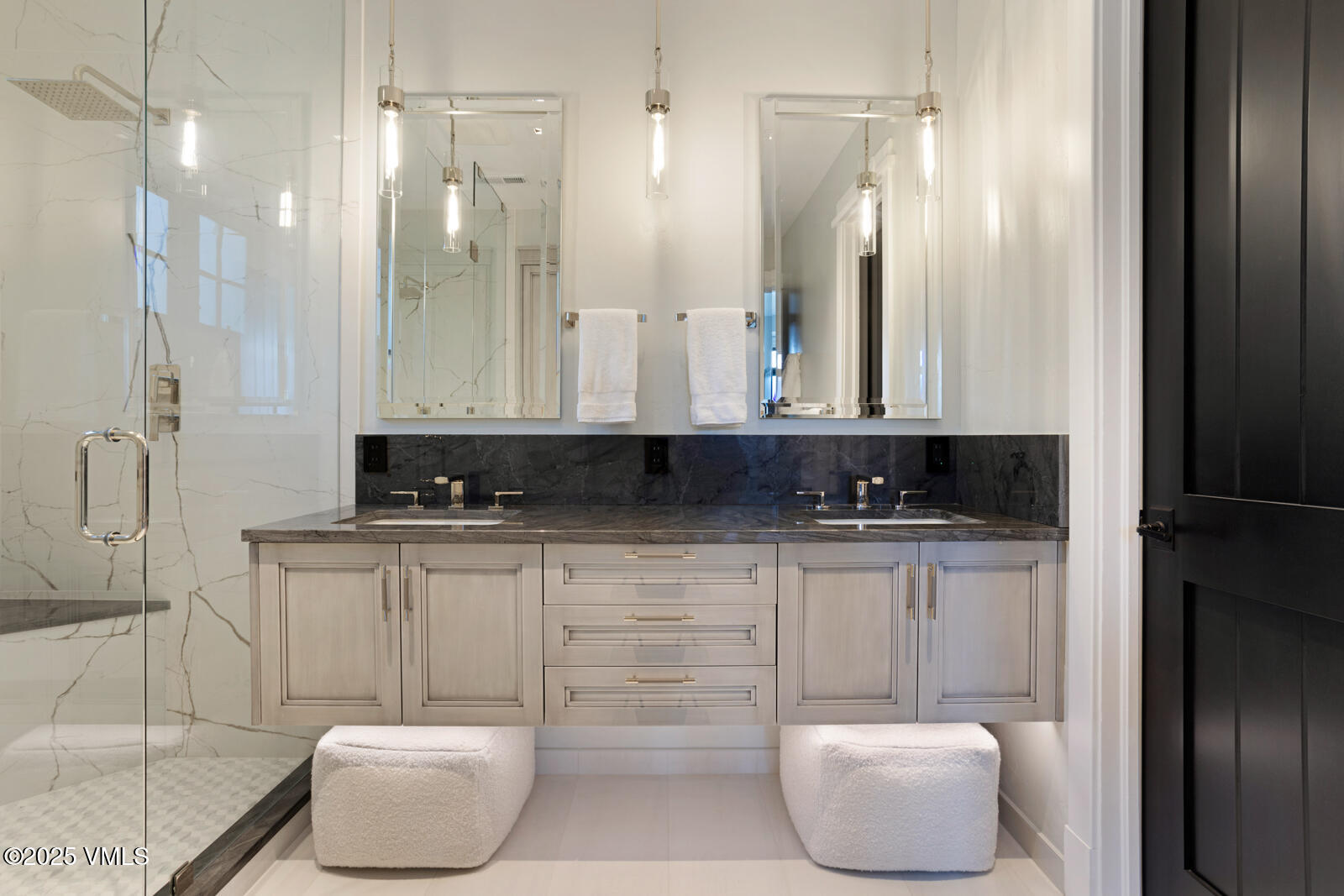 130 Fall Creek Road Edwards, CO 81632 - Photo 25 of 52 a bathroom with a sink and a mirror