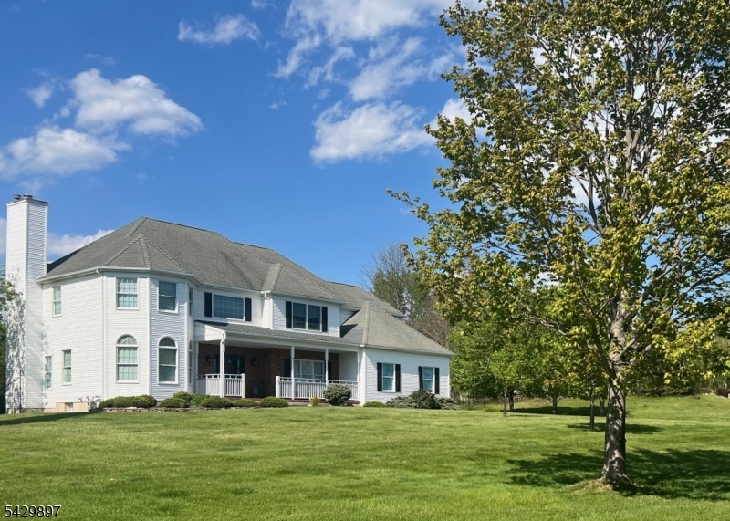 22 Red School House Road Lebanon, NJ 08833 - Photo 1 of 36