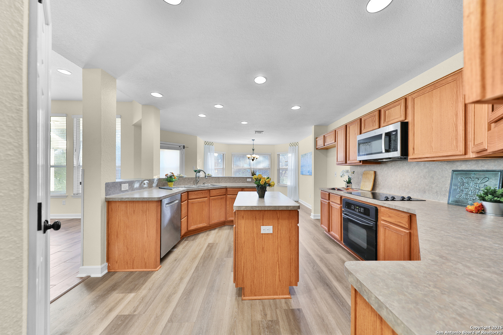 9618 Geronimo Path San Antonio, TX 78254 - Photo 13 of 57