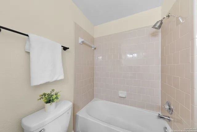 $525,000 | 9618 Geronimo Path, San Antonio, TX 78254