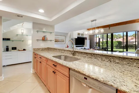 $9,000 | 204 Old Meadow Way, Palm Beach Gardens, FL 33418