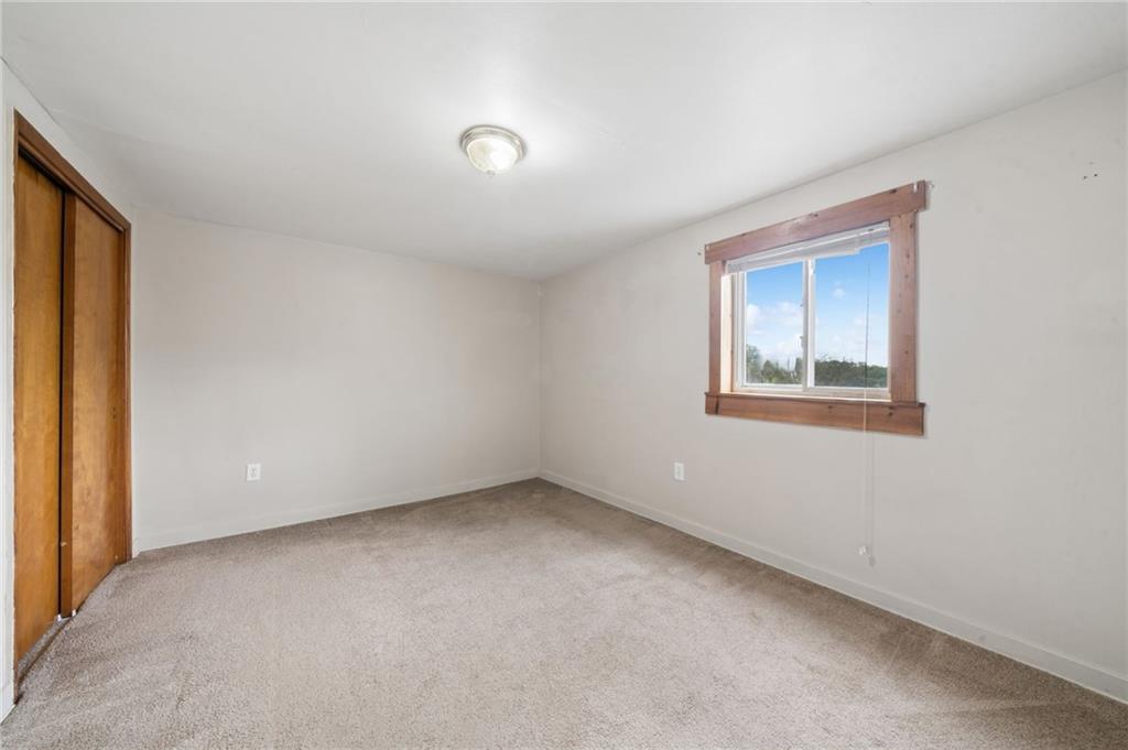 680 Main Street Irwin, PA 15642 - Photo 31 of 41 an empty room with a window