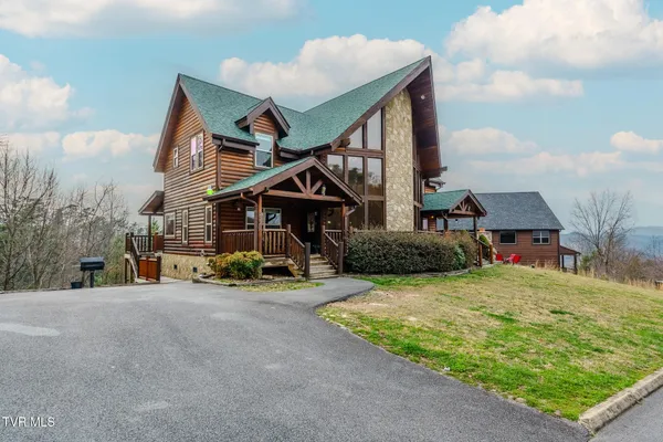 $1,200,000 | 3329 Grouse Ridge Lane, Sevierville, TN 37862