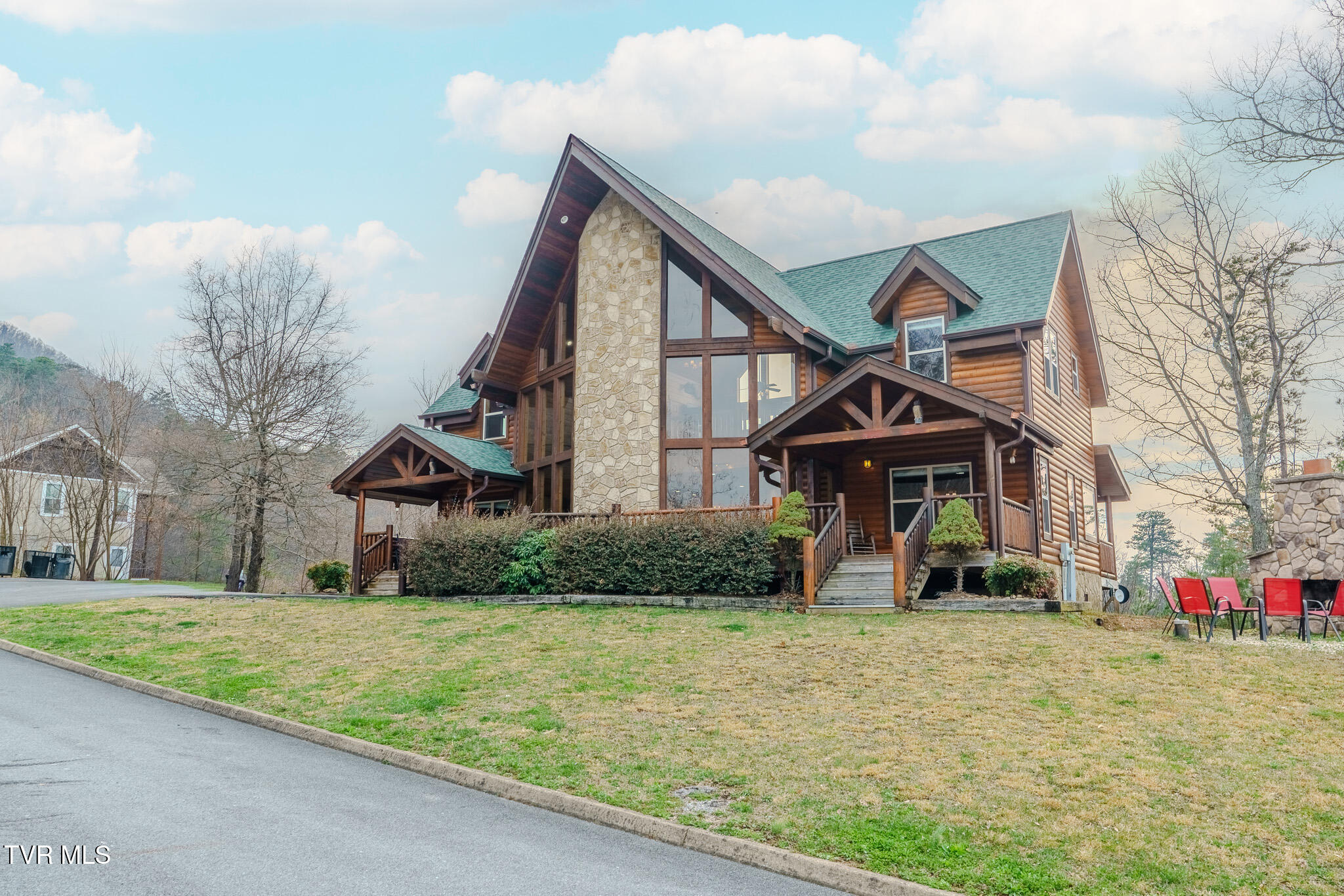 3329 Grouse Ridge Lane Sevierville, TN 37862 - Photo 3 of 52 _DSC0089-HDR