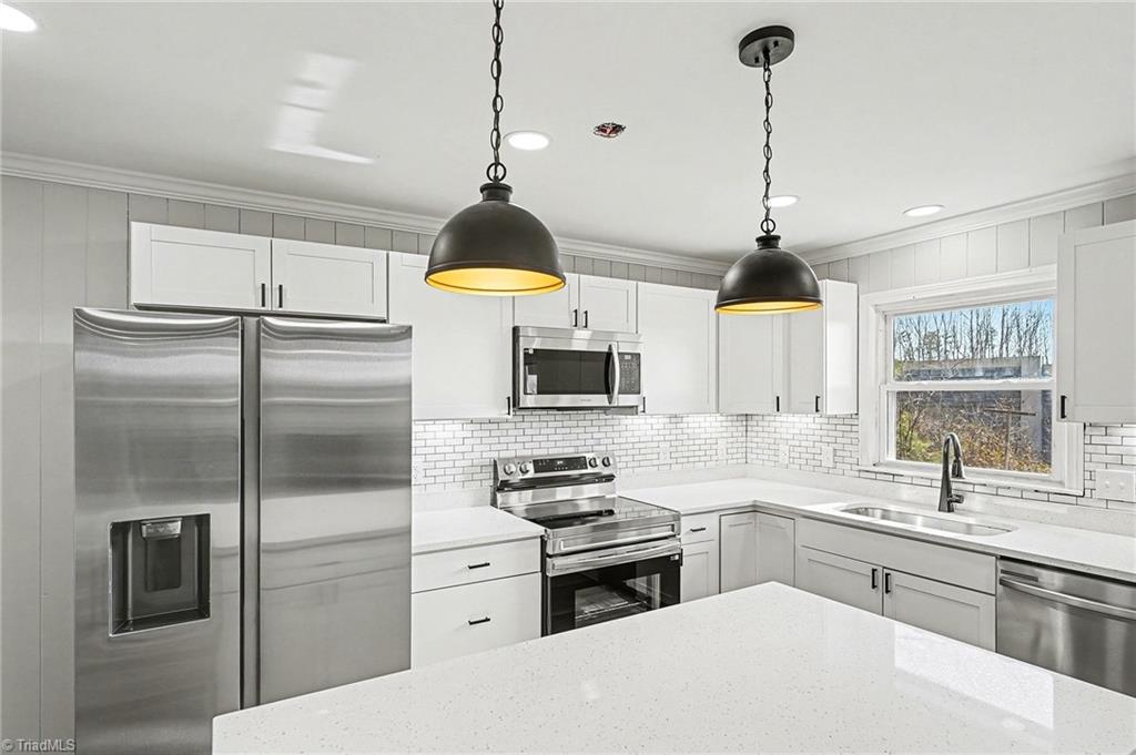 766 Hallmark Drive Rural Hall, NC 27045 - Photo 12 of 32