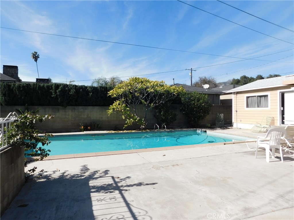 755 Valley View Avenue, Unit B Monrovia, CA 91016 - Photo 25 of 25 a house with outdoor space