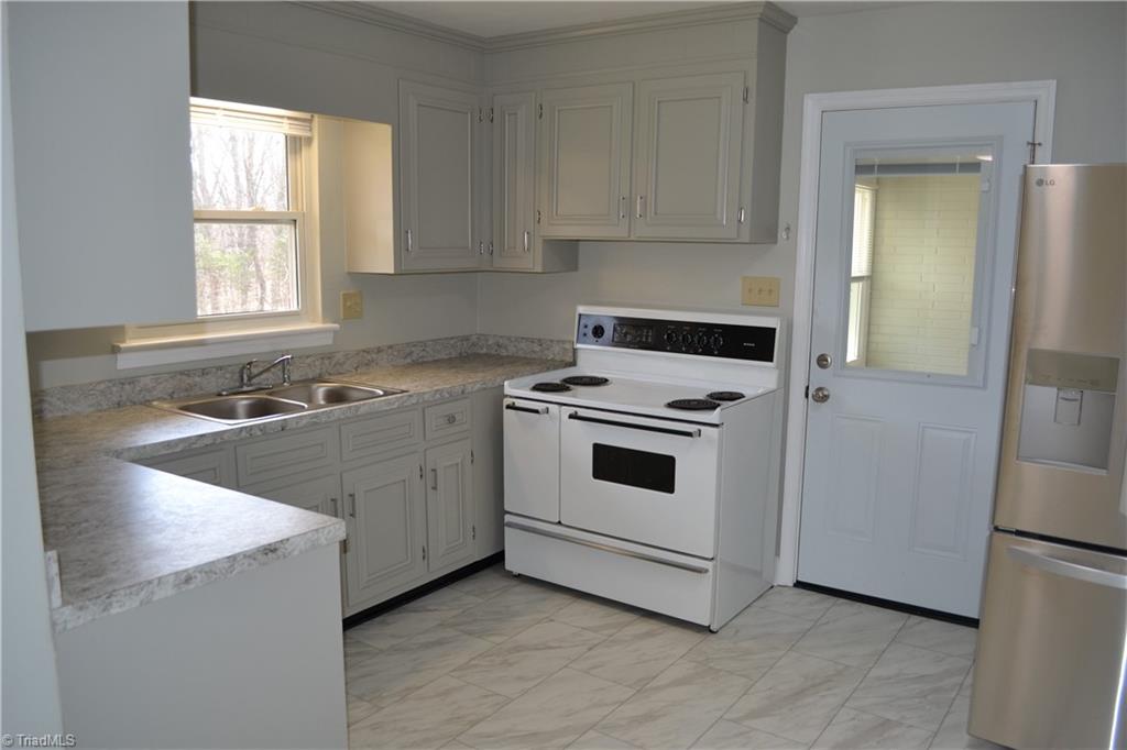 674 Priddy Loop Stoneville, NC 27048 - Photo 25 of 39
