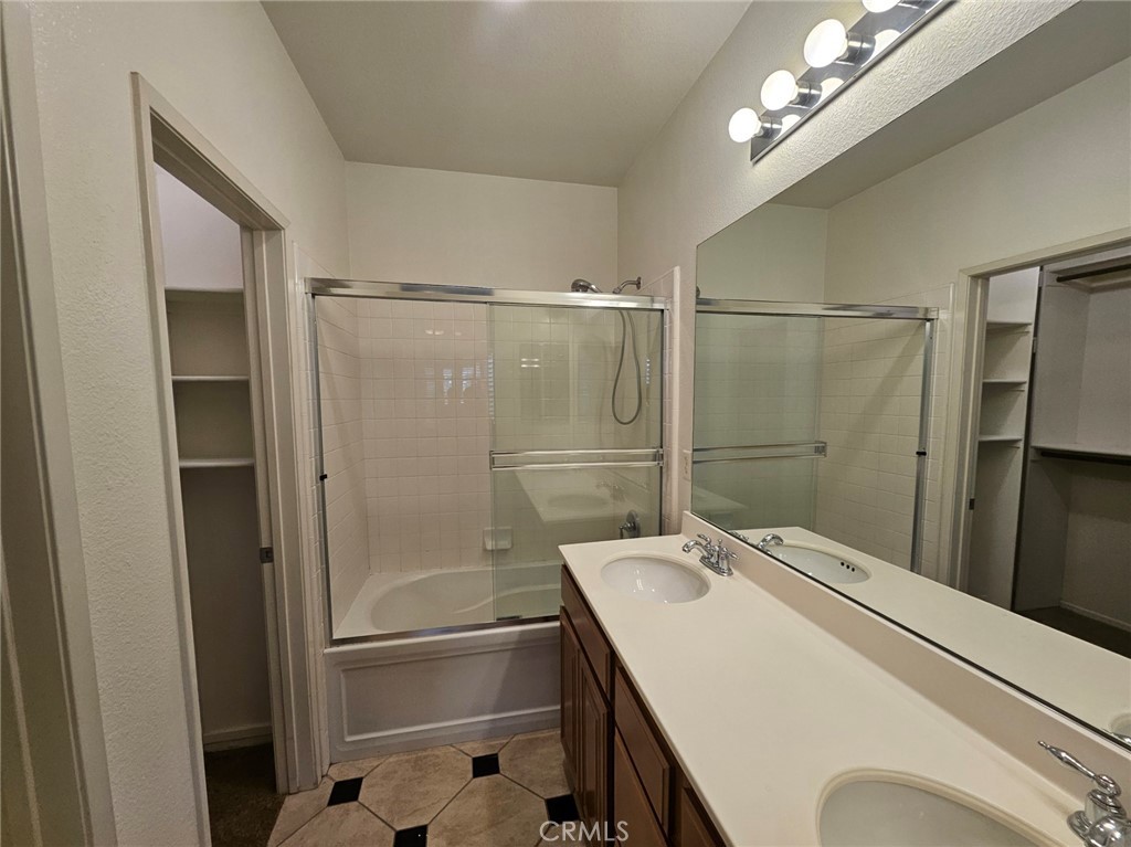 3874 Polk Street, Unit F Riverside, CA 92505 - Photo 13 of 23 Primary bathroom