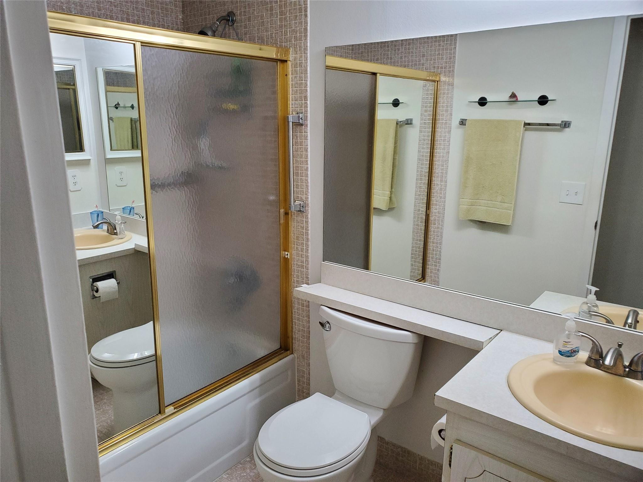 540 Mansfield M Boca Raton, FL 33434 - Photo 8 of 11 Photo 4