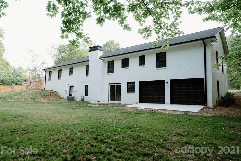 2900 Williams Road Matthews, NC 28105 - Photo 3 of 47 Gallery Image 3