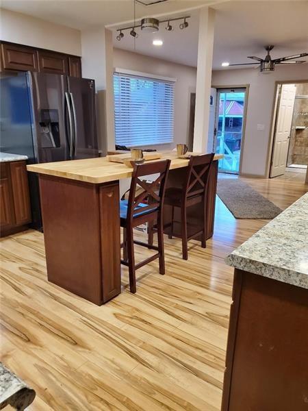 39 Glenn Way McKees Rocks, PA 15136 - Photo 6 of 16 Gallery Image 6