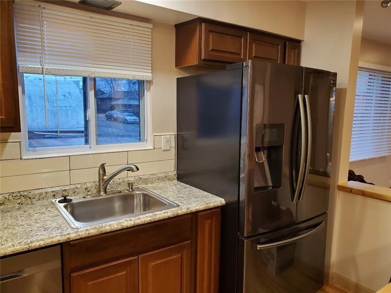 39 Glenn Way McKees Rocks, PA 15136 - Photo 8 of 16 Gallery Image 8