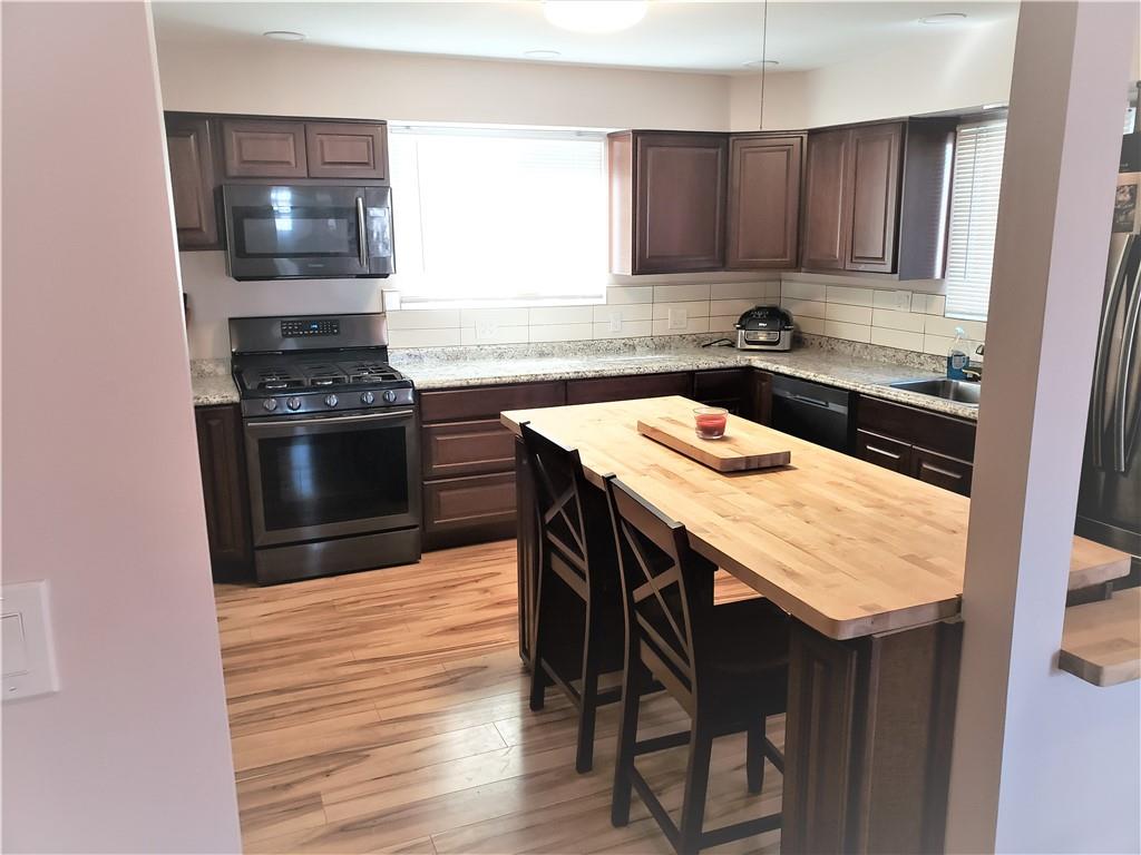 39 Glenn Way McKees Rocks, PA 15136 - Photo 9 of 16 Gallery Image 9