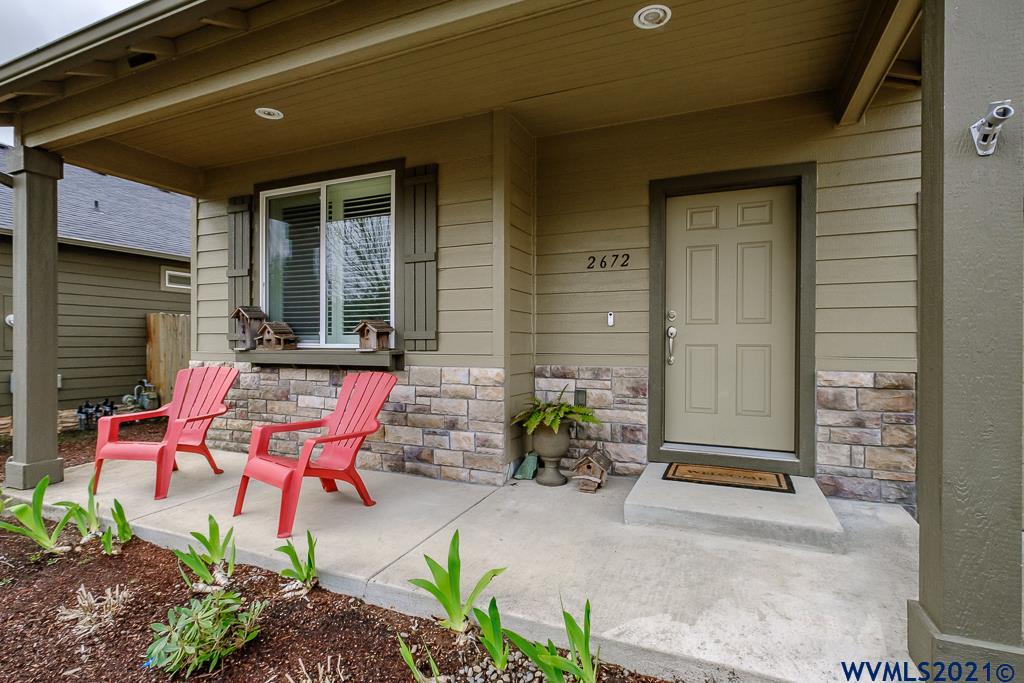 2672 Oak Ridge Street Northwest Albany, OR 97321 - Photo 2 of 41 Gallery Image 2
