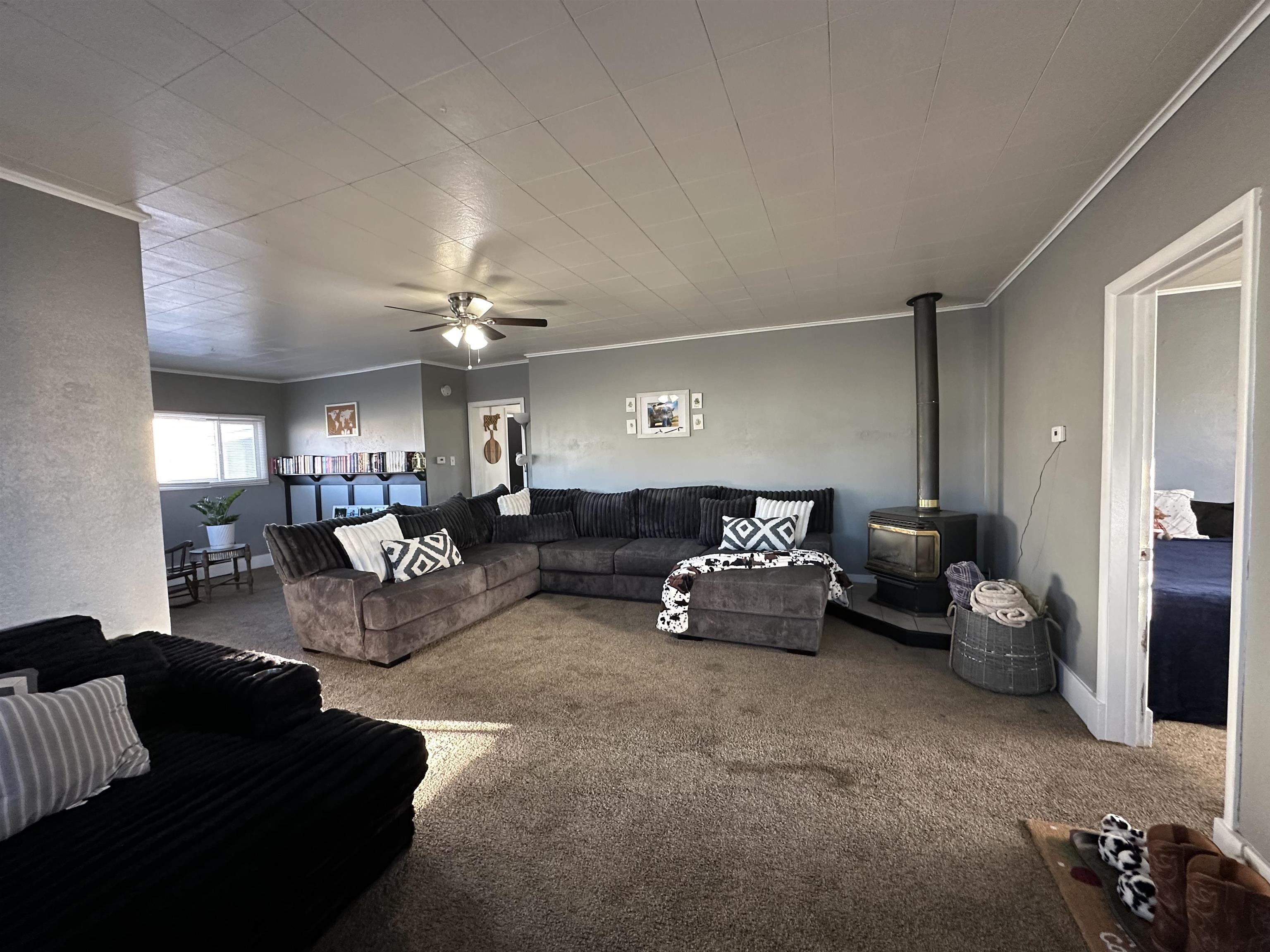 1304 9th Street Rock Springs, WY 82901 - Photo 5 of 33