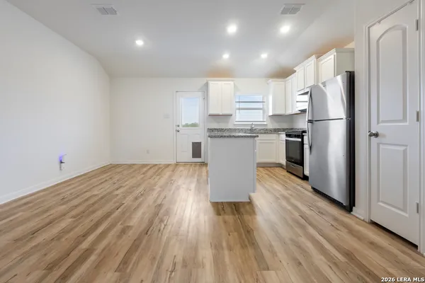 $1,500 | 11934 Luckey Villa, San Antonio, TX 78252