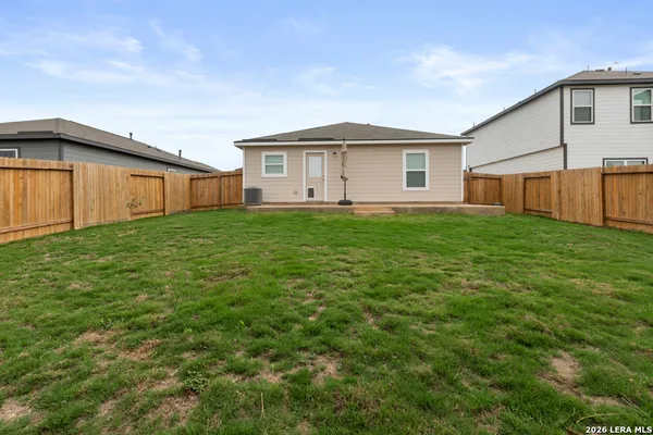 $1,500 | 11934 Luckey Villa, San Antonio, TX 78252