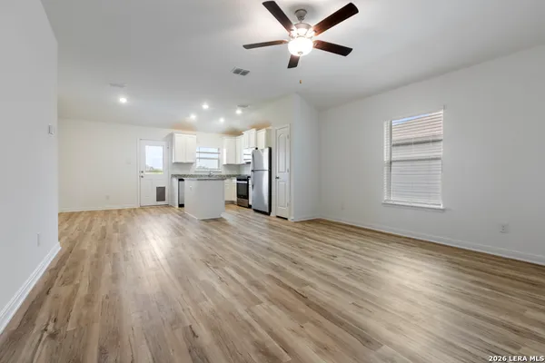$1,500 | 11934 Luckey Villa, San Antonio, TX 78252