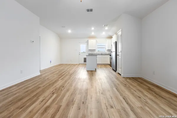 $1,500 | 11934 Luckey Villa, San Antonio, TX 78252