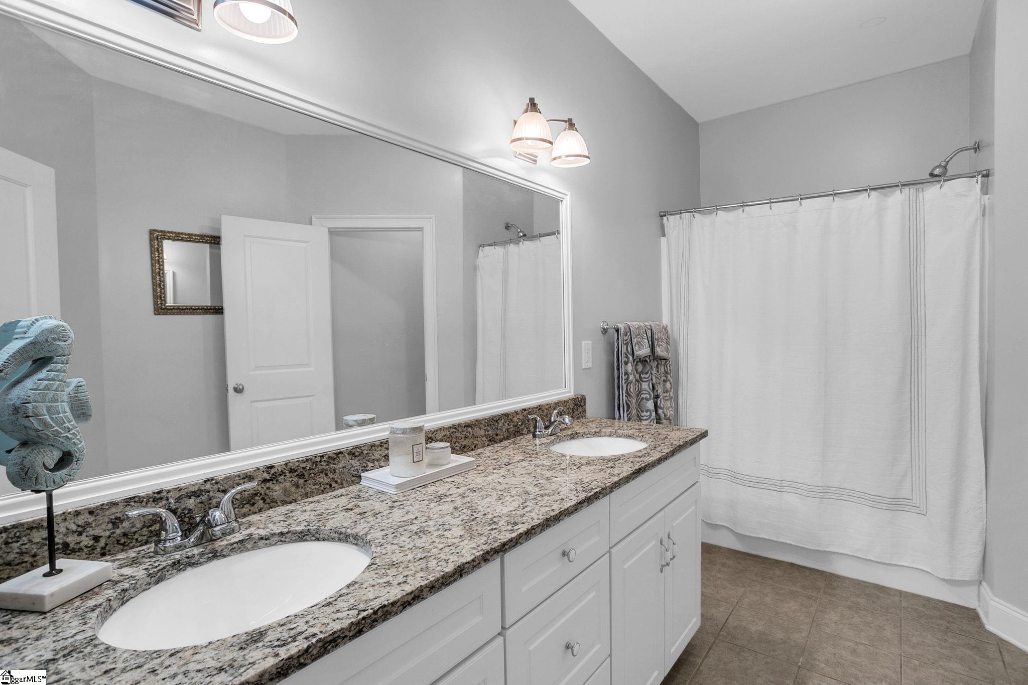 726 Rutherford Road Greenville, SC 29609 - Photo 31 of 46