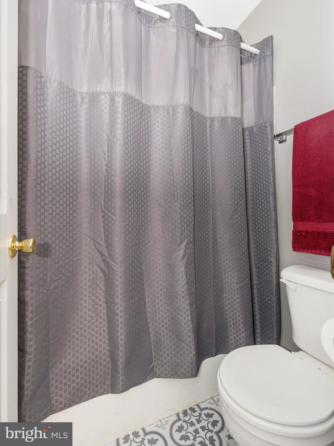 14280 Upper Edgemont Road, Unit 9 Waynesboro, PA 17268 - Photo 42 of 71 Bathroom 3