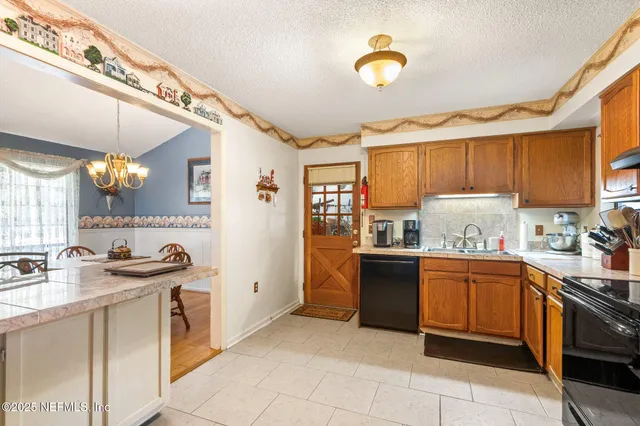 $320,000 | 102 Acosta Creek Drive, Satsuma, FL 32189