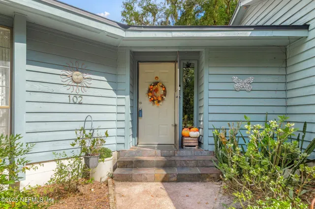 $320,000 | 102 Acosta Creek Drive, Satsuma, FL 32189