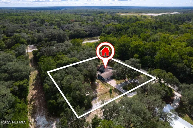 $320,000 | 102 Acosta Creek Drive, Satsuma, FL 32189