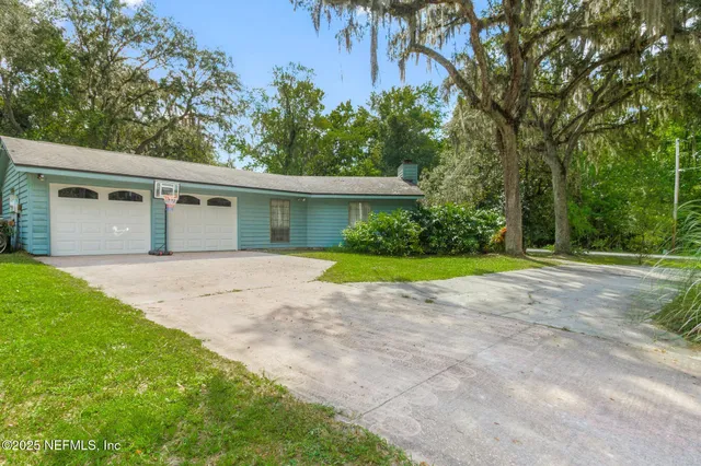 $320,000 | 102 Acosta Creek Drive, Satsuma, FL 32189