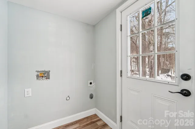 a view of utility room