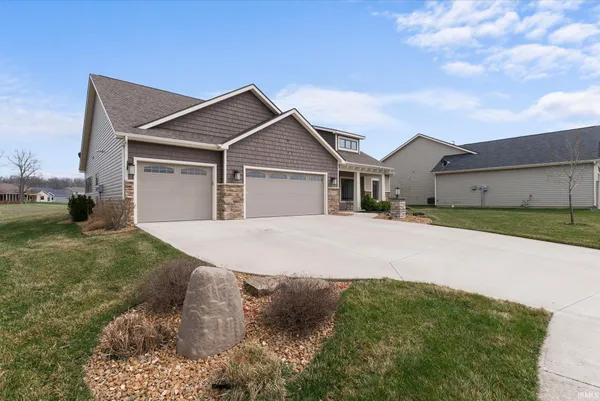 $399,000 | 13476 Martingale Cove, Grabill, IN 46741