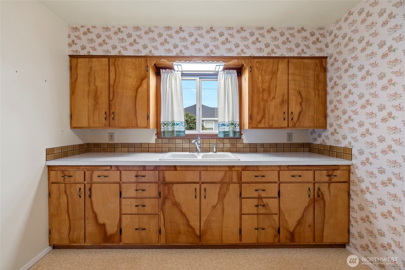 1309 State Rte 20 Burlington, WA 98233 - Photo 12 of 38 Gallery Image 12