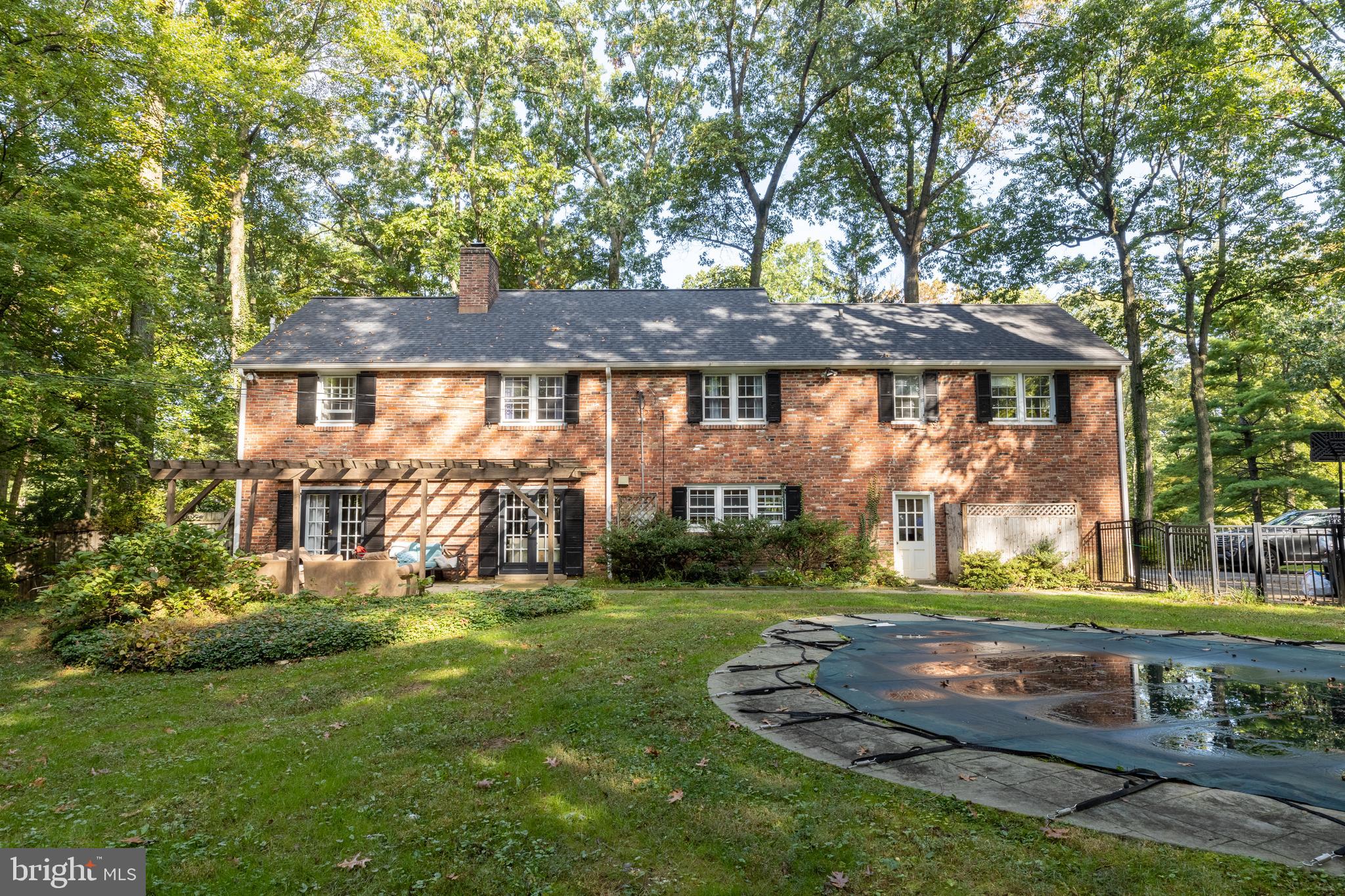 311 Pine Tree Road Wayne, PA 19087 - Photo 23 of 24 Rear elevation, facing south.