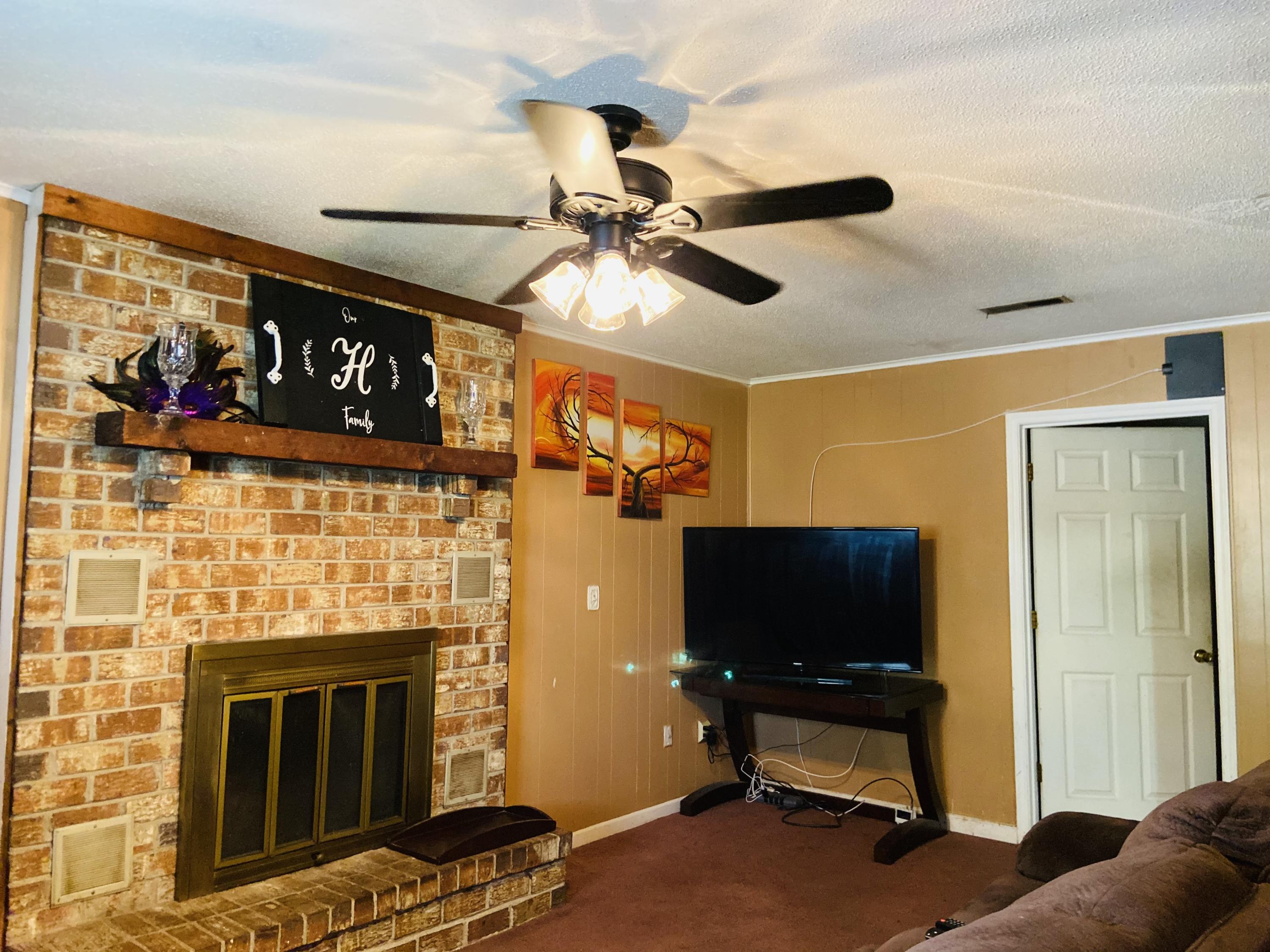 429 Temple Road Ladson, SC 29456 - Photo 7 of 19 Den