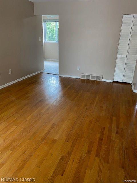 4030 West 13 Mile Road, Unit E3 Royal Oak, MI 48073 - Photo 7 of 12