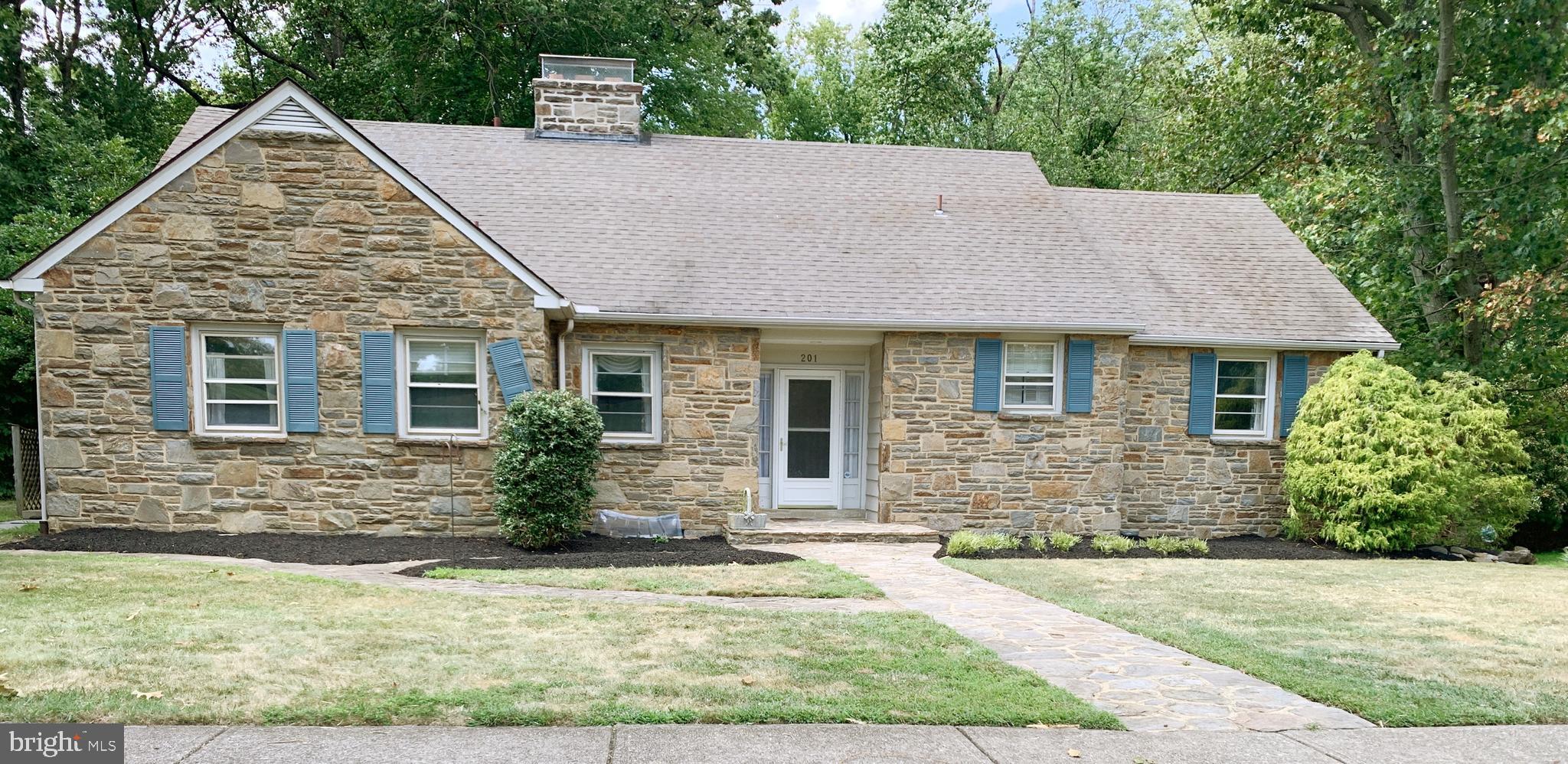 201 Edgewood Road Wilmington, DE 19803 - Photo 1 of 30 Gallery Image 1