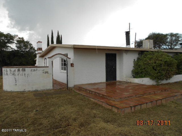 1010 North Robles Road Oracle, AZ 85623 - Photo 1 of 7