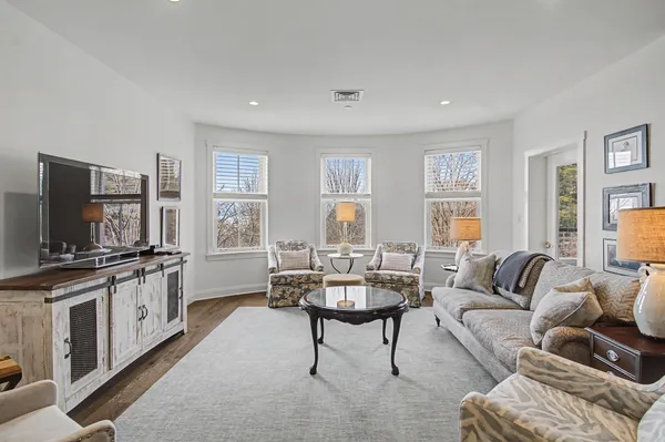 $825,000 | 40 College Street, Unit 303, Burlington, VT 05401