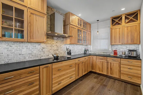 $825,000 | 40 College Street, Unit 303, Burlington, VT 05401