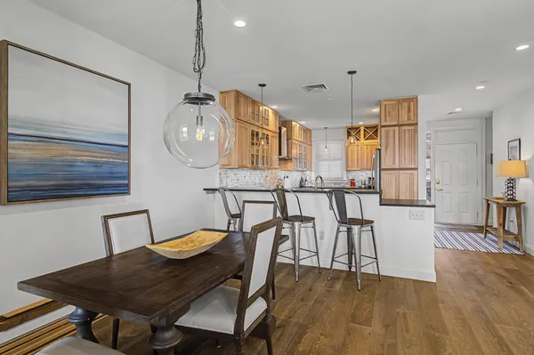 $825,000 | 40 College Street, Unit 303, Burlington, VT 05401