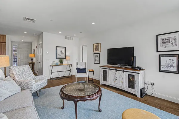 $825,000 | 40 College Street, Unit 303, Burlington, VT 05401