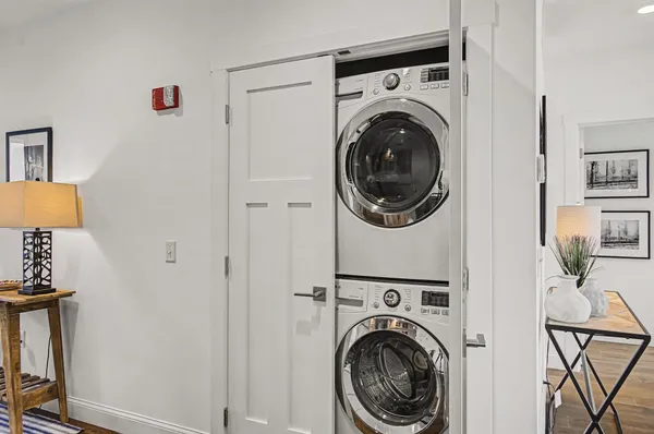 $825,000 | 40 College Street, Unit 303, Burlington, VT 05401