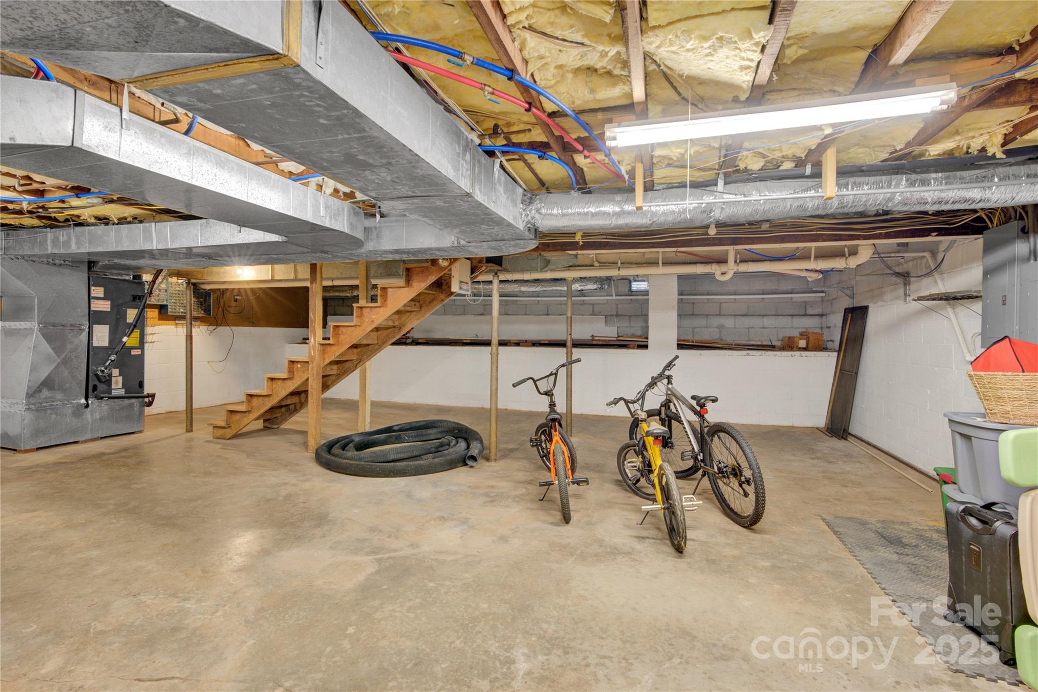 11720 Kluttz Road Gold Hill, NC 28071 - Photo 33 of 35 a view of a room with gym equipment