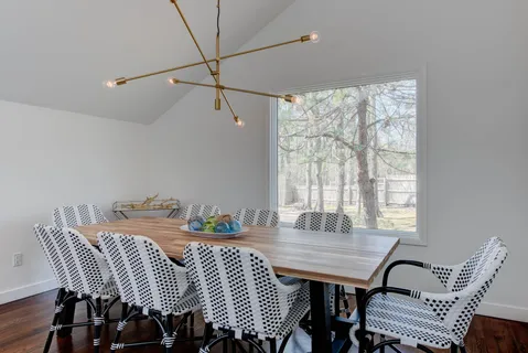 35 Gardiners Lane, East Hampton, NY 11937