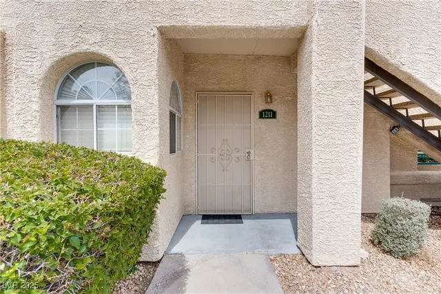 $1,600 | 2251 Wigwam Parkway, Unit 1211, Henderson, NV 89074